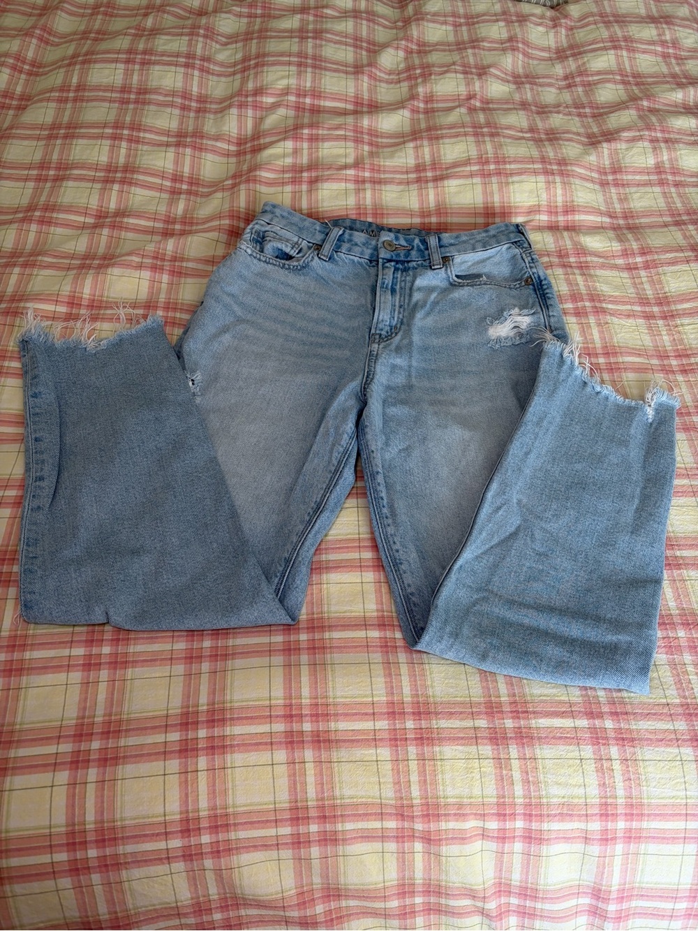 American Eagle High Rise Blue Jeans